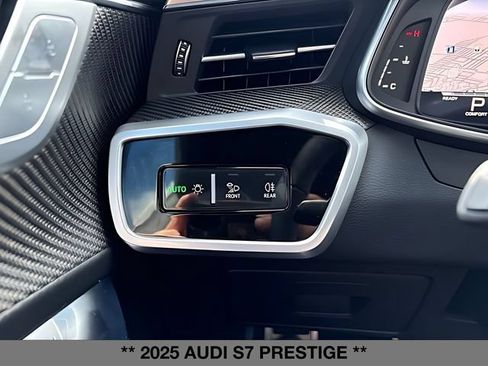 Used 2025 Audi S7 Prestige w/ Prestige Package AWD/4WD image 15