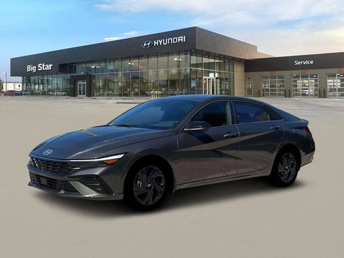 Used 2026 Hyundai Elantra SEL Sport Premium FWD image 2