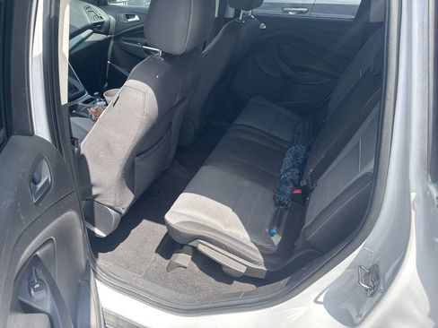 Used 2015 Ford Escape SE image 9