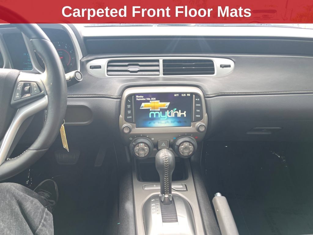 Used 2015 Chevrolet Camaro LT RWD image 21
