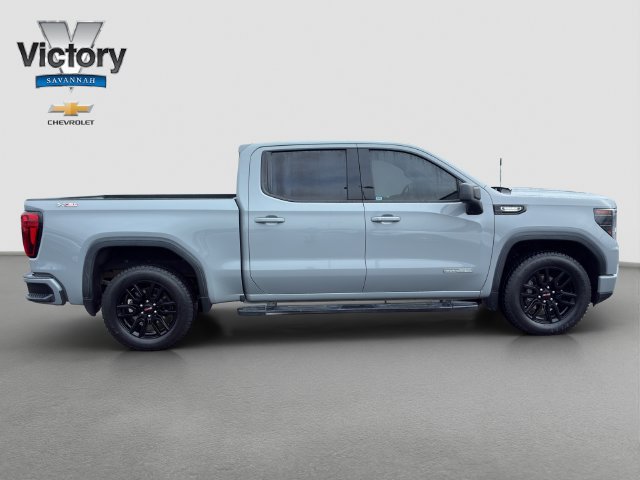 Used 2024 GMC Sierra 1500 Elevation w/ LPO, Elevation Black Package AWD/4WD image 8