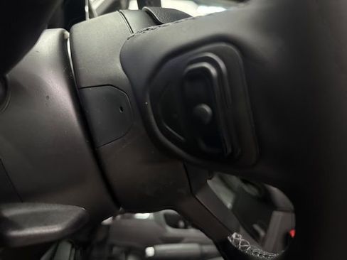 New 2026 Jeep Gladiator Sport image 17