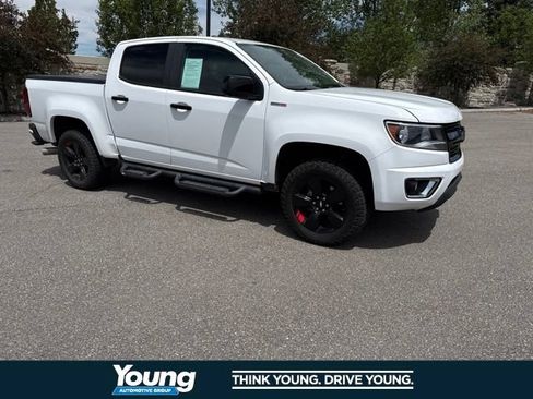 Used 2018 Chevrolet Colorado LT w/ Redline Special Edition AWD/4WD image 12