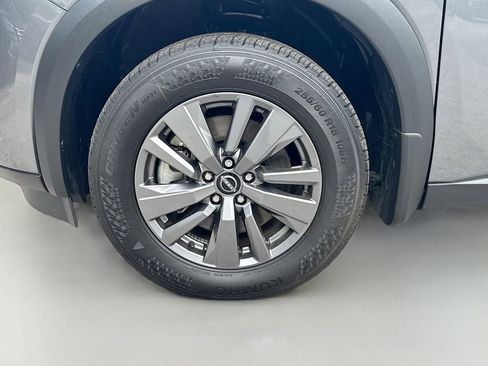 New 2025 Nissan Pathfinder SV w/ SV Premium Package image 33