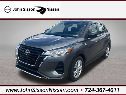 Used 2025 Nissan Kicks Play S FWD image 1