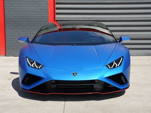 Used 2021 Lamborghini Huracan EVO RWD image 2