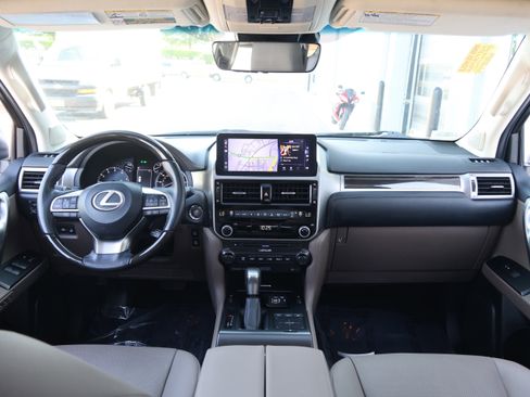 Used 2023 Lexus GX 460 Premium AWD/4WD image 17