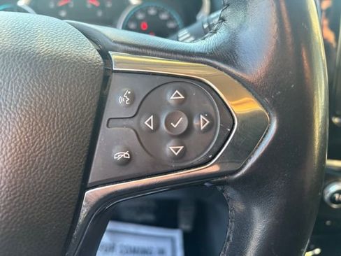 Used 2019 Chevrolet Traverse LT image 16