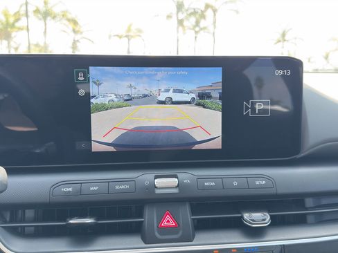 Used 2025 Kia K4 FWD image 13