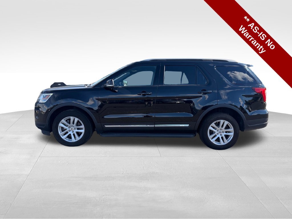 Used 2018 Ford Explorer XLT w/ Equipment Group 201A AWD/4WD image 2