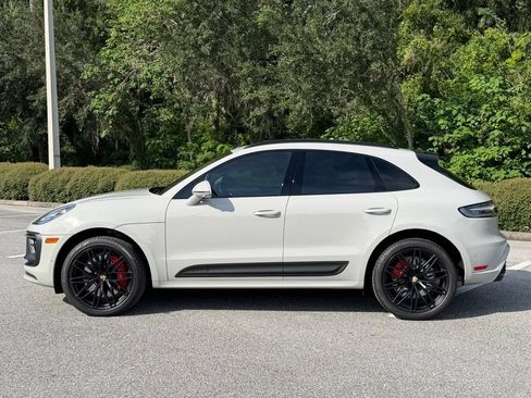 Certified 2023 Porsche Macan GTS AWD/4WD image 2