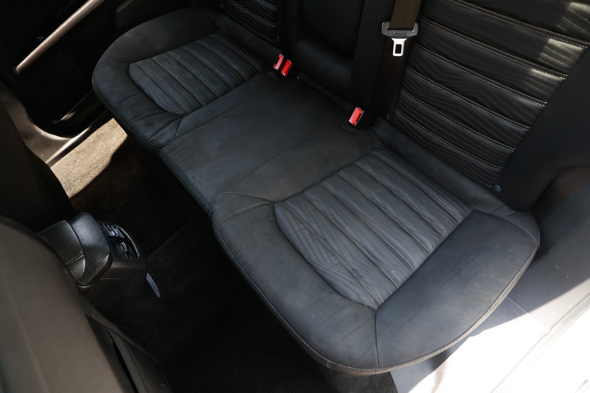 Used 2016 Ford Fusion SE FWD image 14