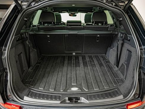 Used 2023 Land Rover Discovery Sport SE image 34