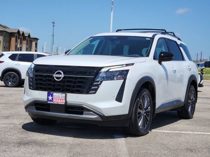 New 2026 Nissan Pathfinder SL w/ SL Premium Package