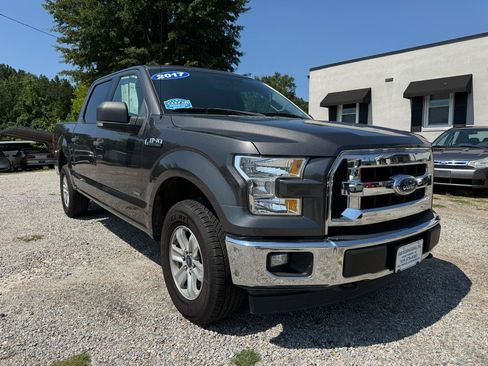 Used 2017 Ford F150 XLT w/ Equipment Group 301A Mid AWD/4WD image 3
