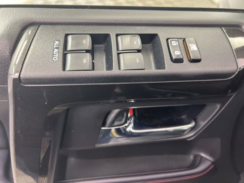 Used 2022 Toyota 4Runner TRD Off-Road image 13