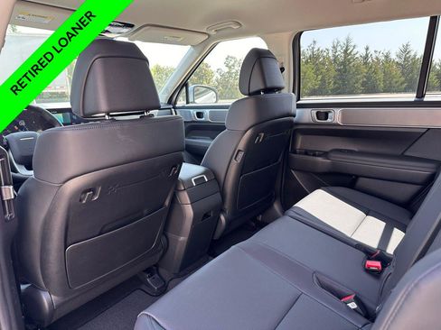 New 2025 Hyundai Santa Fe SEL image 15