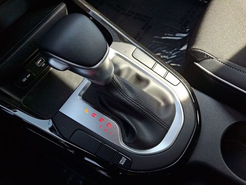 Certified 2023 Kia Forte GT-Line FWD image 10