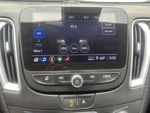Used 2023 Chevrolet Malibu LT FWD image 23