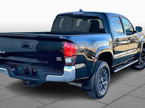 Certified 2021 Toyota Tacoma SR5 image 12