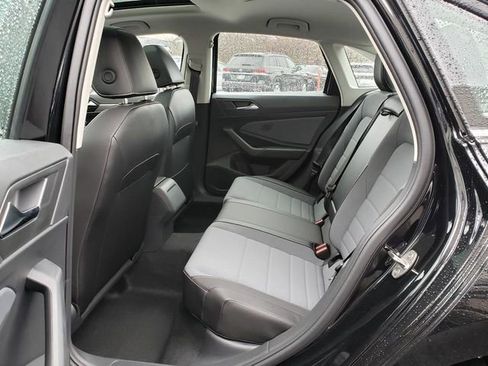 New 2026 Volkswagen Jetta SE image 8