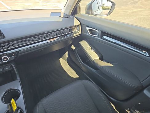 Used 2024 Honda Civic EX image 12