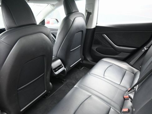 Used 2018 Tesla Model 3 Long Range image 25