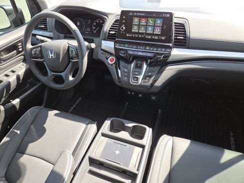 New 2026 Honda Odyssey Touring image 28