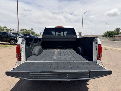 Used 2015 Ford F150 Lariat w/ Equipment Group 502A Luxury AWD/4WD image 26