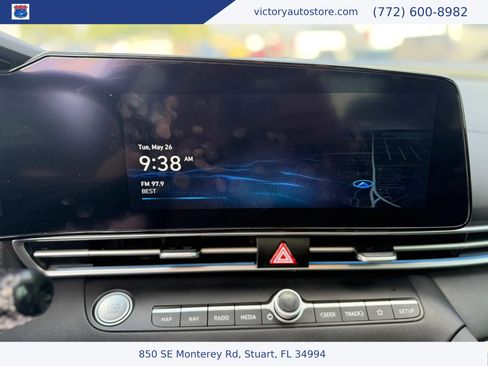 Used 2023 Hyundai Elantra Limited FWD image 26