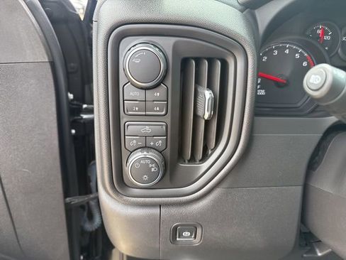 Used 2024 Chevrolet Silverado 1500 Custom Trail Boss image 27