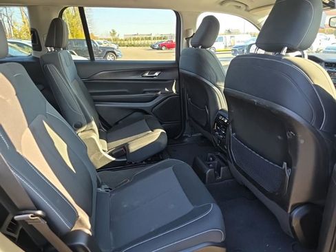 Used 2023 Jeep Grand Cherokee L Laredo w/ Luxury Tech Group I image 7