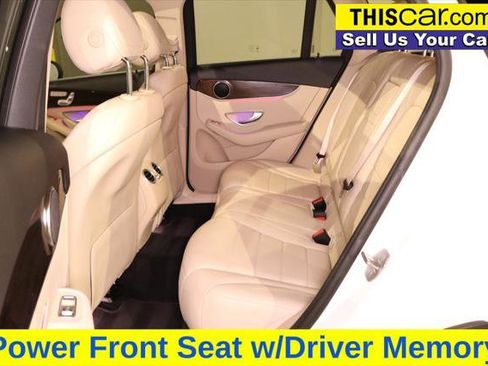 Used 2021 Mercedes-Benz GLC 300 image 27