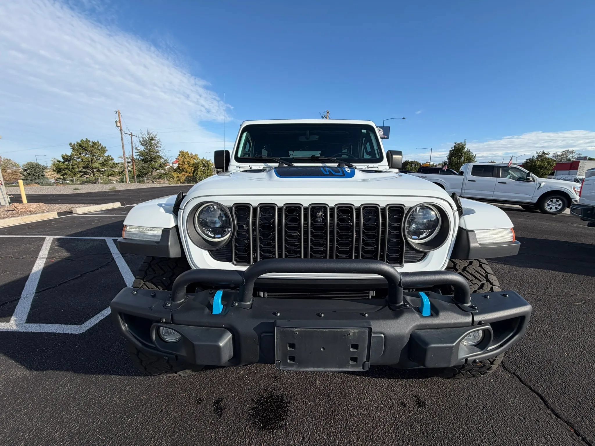 Used 2023 Jeep Wrangler Unlimited Rubicon 4xe AWD/4WD image 3