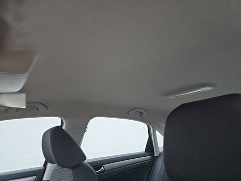 Used 2013 Volkswagen Passat 2.5 S image 19