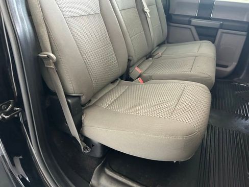Used 2018 Ford F150 XLT AWD/4WD image 32