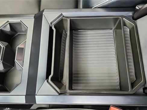 Used 2025 Tesla Cybertruck AWD Crew Cab image 46