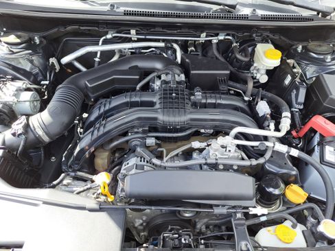 Used 2022 Subaru Crosstrek 2.0i Premium w/ Moonroof Package image 19