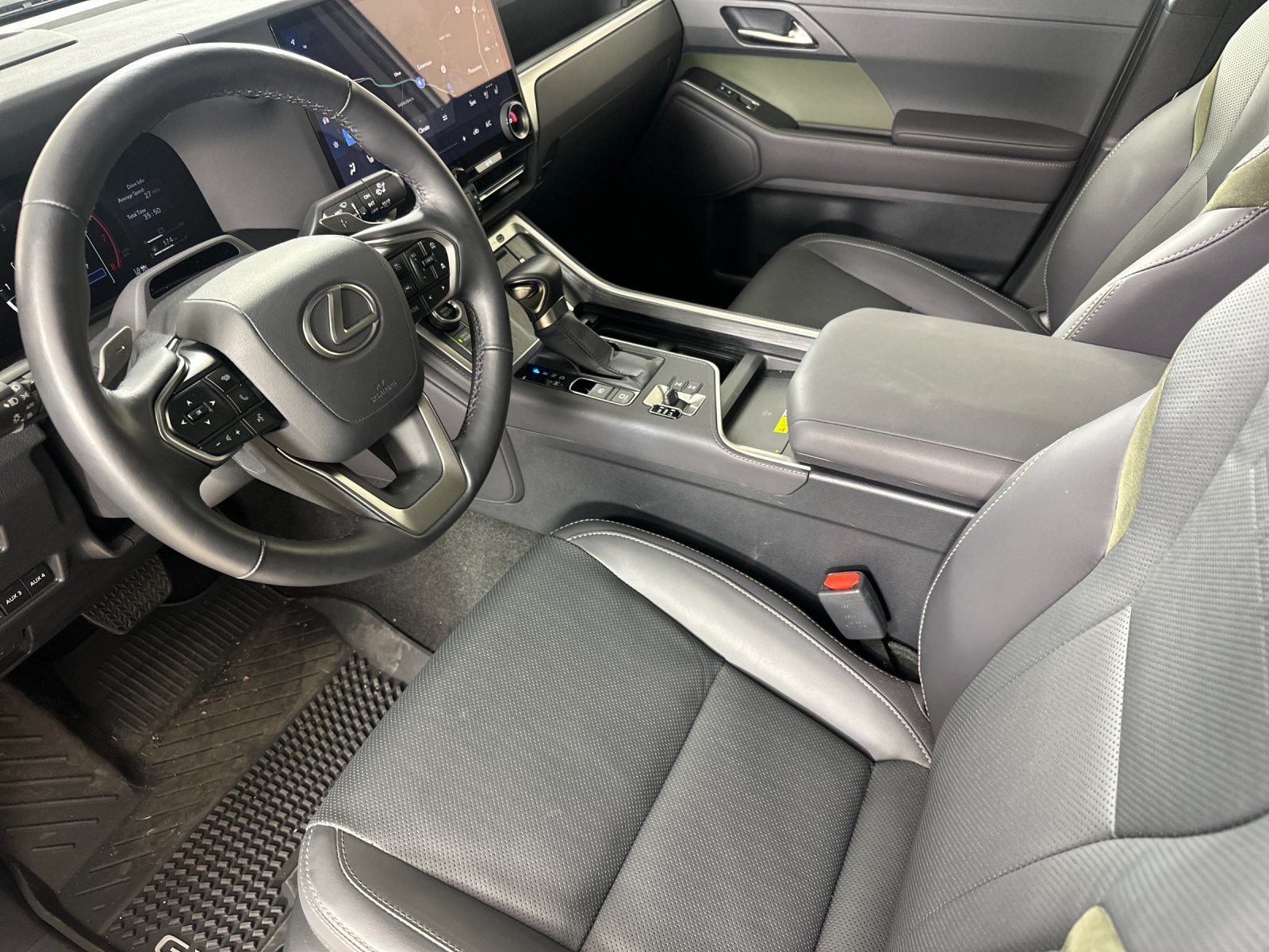 Used 2026 Lexus GX 550 AWD/4WD image 10