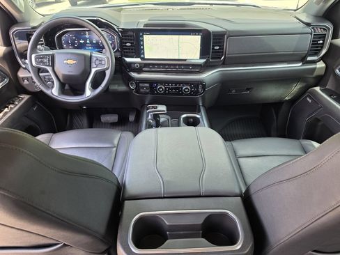 Used 2026 Chevrolet Silverado 1500 LTZ AWD/4WD image 8