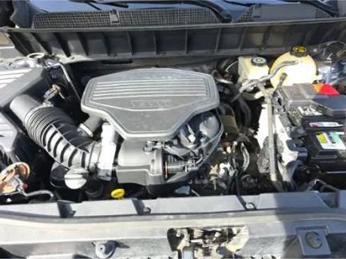 Used 2018 GMC Acadia SLT w/ LPO, Floor Liner Package image 29