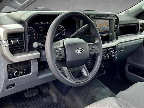 Used 2024 Ford F250 XL w/ Snow Plow/Camper Package image 9