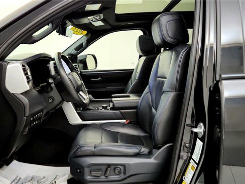 Used 2023 Toyota Tundra Platinum image 35