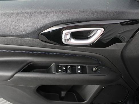 New 2026 Jeep Compass Limited w/ Limited Altitude Pack image 12