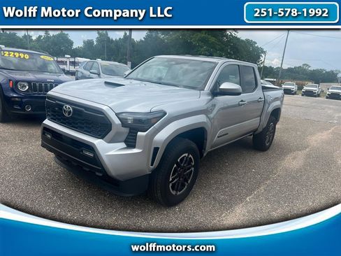 Used 2024 Toyota Tacoma TRD Sport AWD/4WD image 1