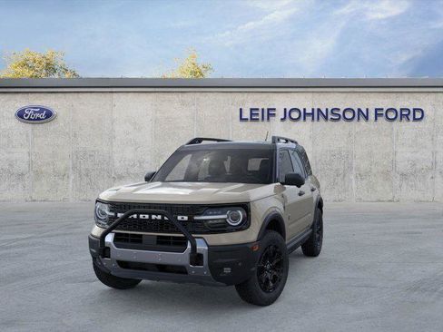 New 2025 Ford Bronco Sport Badlands w/ Sasquatch Badlands Package AWD/4WD image 2
