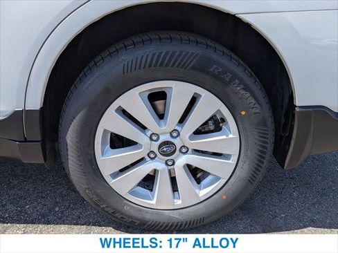 Used 2019 Subaru Outback 2.5i AWD/4WD image 11