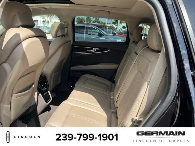 Used 2023 Lincoln Nautilus Reserve w/ Equipment Group 201A AWD/4WD image 12