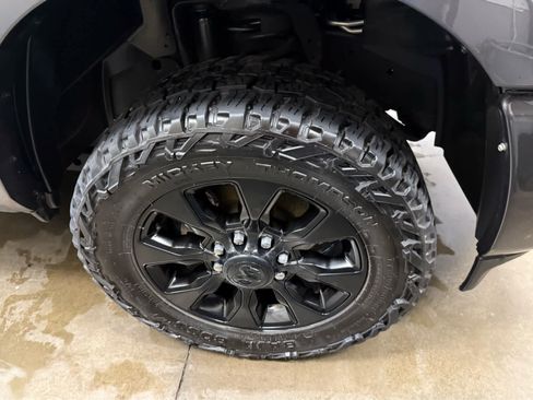 Used 2024 RAM 2500 Limited AWD/4WD image 34