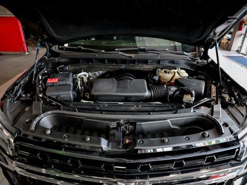 Used 2022 Chevrolet Suburban Z71 AWD/4WD image 44